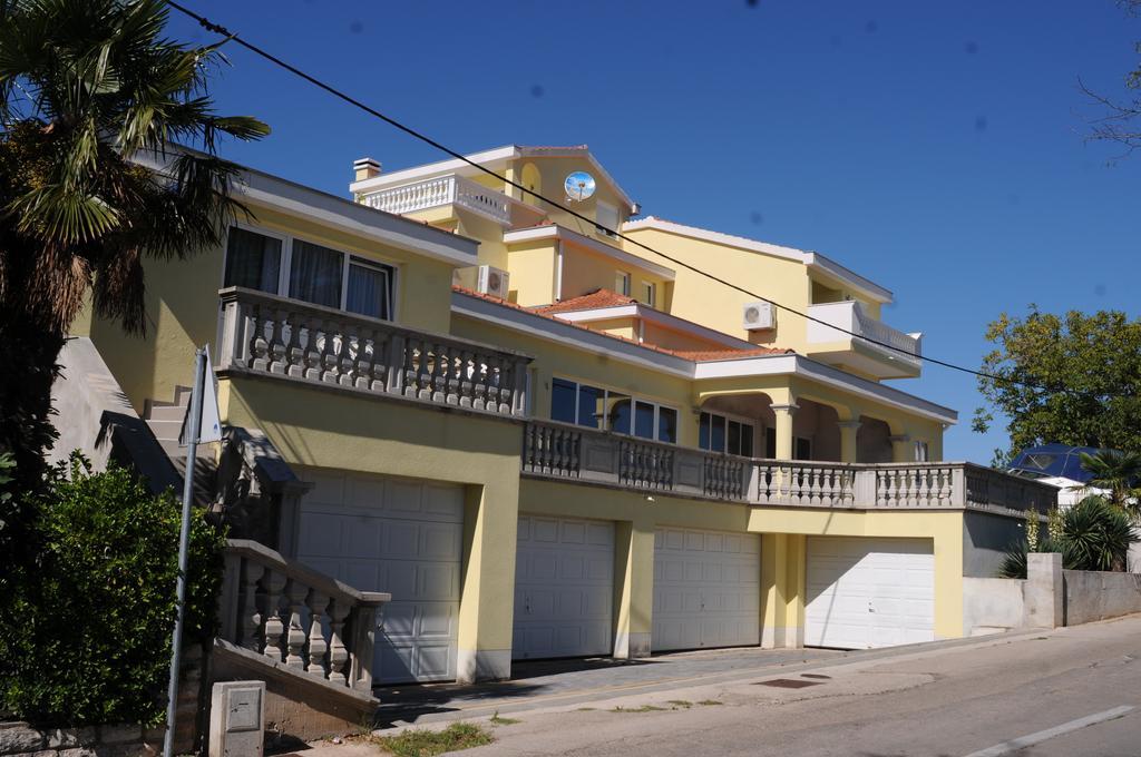 Apartments Jareb Tribalj المظهر الخارجي الصورة